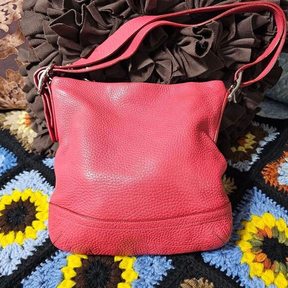 Coach Y2K North South Crossbody Messenger Purse in Salmon Pink Pebbled Leather - Picture 1 of 7